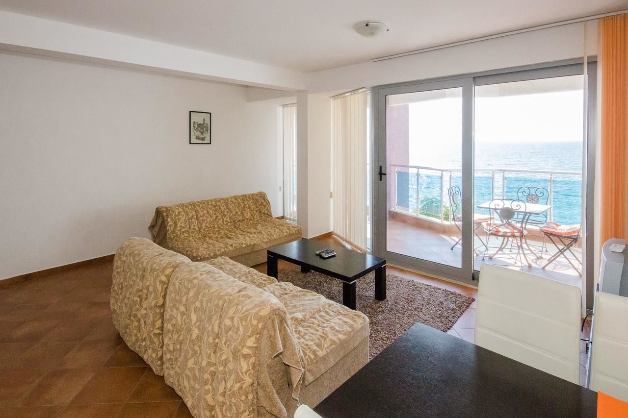 Апартаменты Apartments Palma Добра-Вода-24