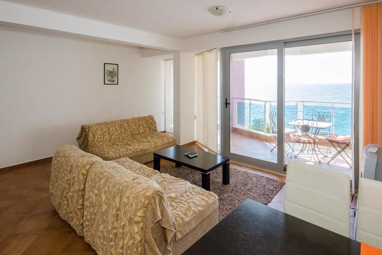 Апартаменты Apartments Palma Добра-Вода-25