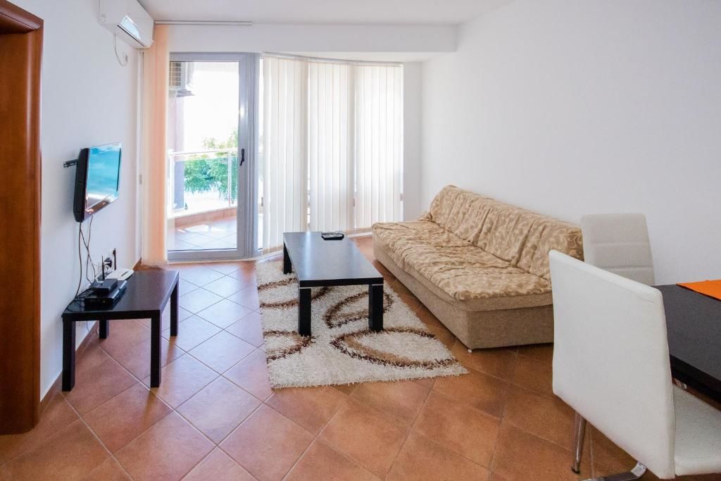 Апартаменты Apartments Palma Добра-Вода-88