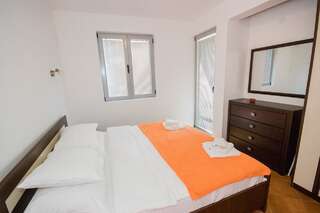 Апартаменты Apartments Palma Добра-Вода Апартаменты с 1 спальней и видом на море (для 4 взрослых)-5