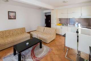 Апартаменты Apartments Palma Добра-Вода Апартаменты с 1 спальней и видом на море (для 4 взрослых)-13