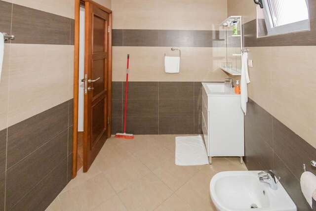 Апартаменты Apartments Palma Добра-Вода-16