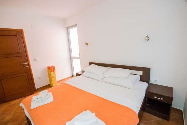 Апартаменты Apartments Palma Добра-Вода-32