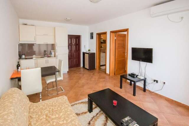 Апартаменты Apartments Palma Добра-Вода-70